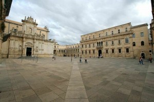 lecce_cathedral_court